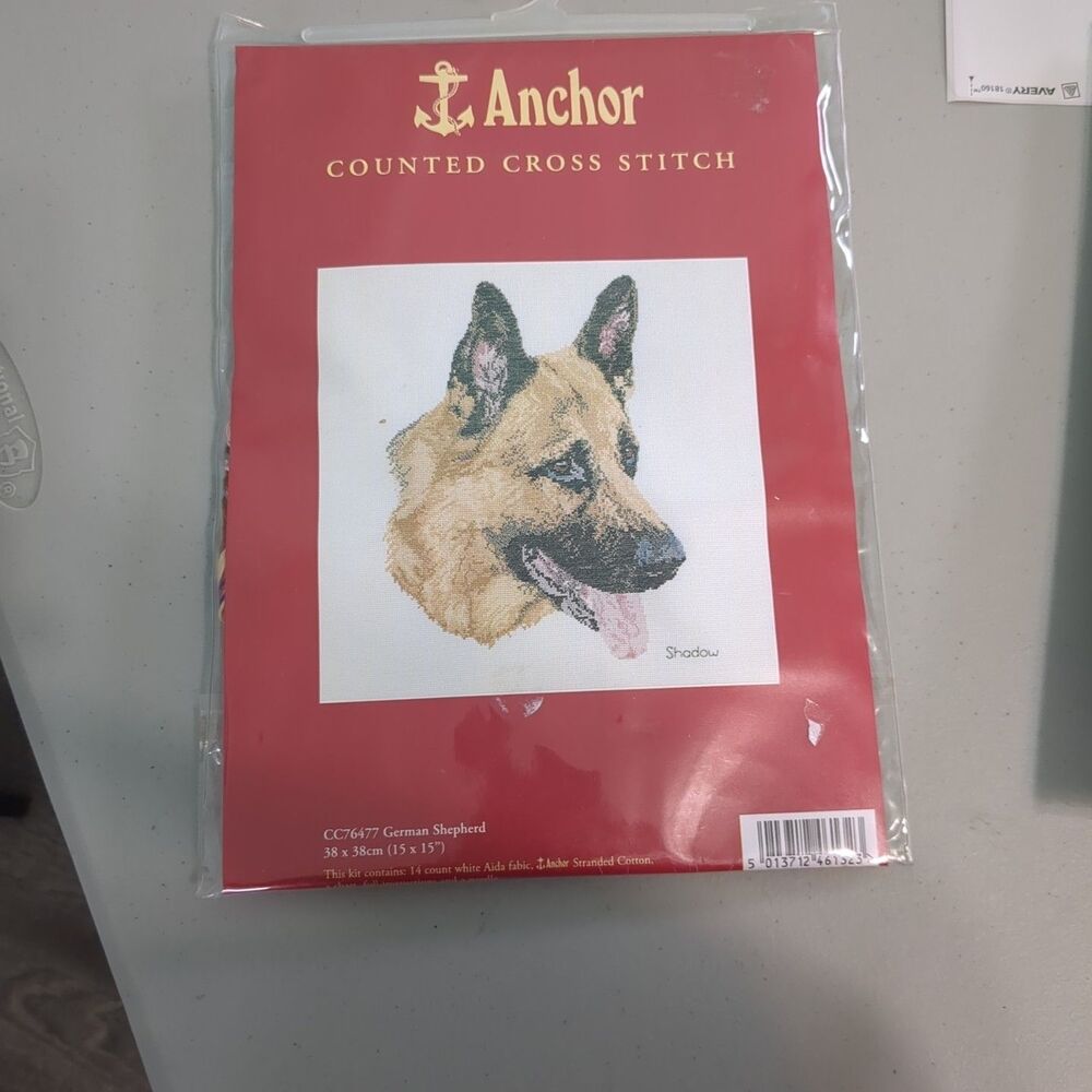 ANCHOR Counted Cross Stitch Stitchery Kit German Shepherd 13 x 13 UK Vintage dog